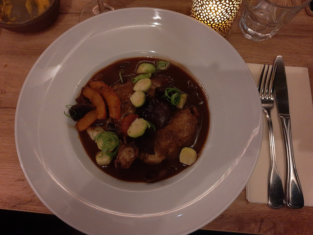 Coq au vin: de klassieke haan in rode wijn, zoals het hoort